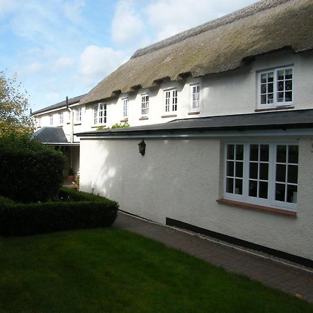 Tumbling Weir Hotel Ottery St Mary Екстериор снимка