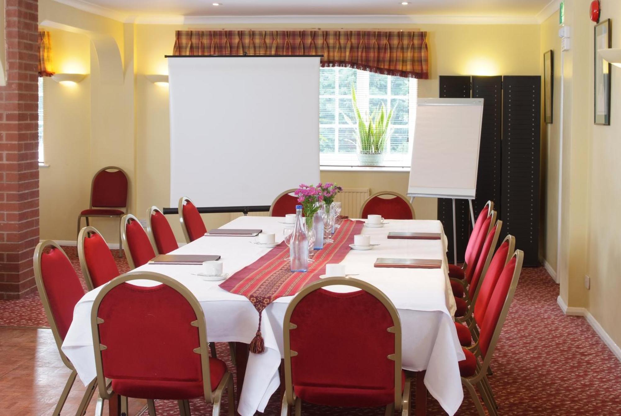 Tumbling Weir Hotel Ottery St Mary Екстериор снимка
