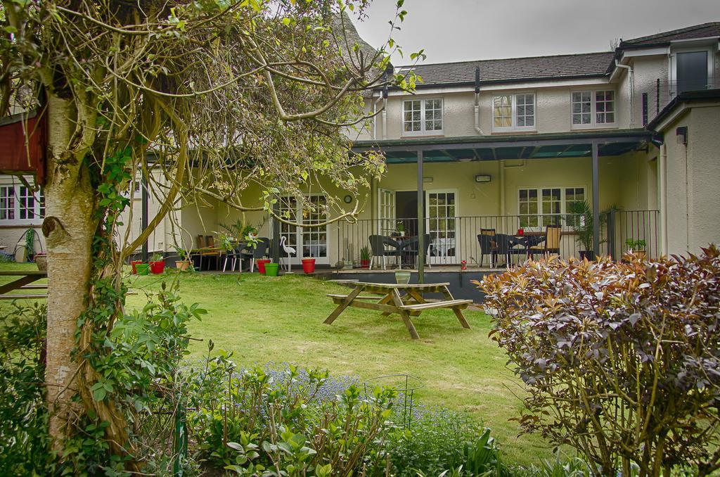 Tumbling Weir Hotel Ottery St Mary Екстериор снимка